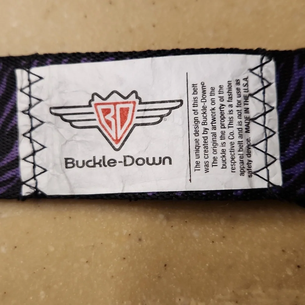Hello Kitty Buckle-Down Belt - Picture 4 of 6